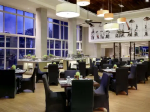 Pullman Bali Legian Beach