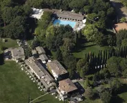 Borgo San Luigi Hotels in 