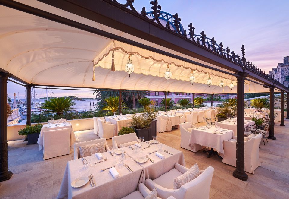 Palace Elisabeth Hvar Hotel 외관