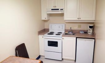Town Centre Inn - Housity