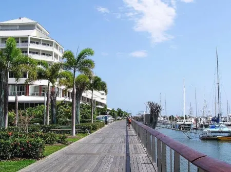 Crystal Garden Resort & Restaurant