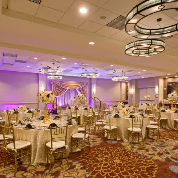 Holiday Inn LONG BEACH AIRPORT by IHG