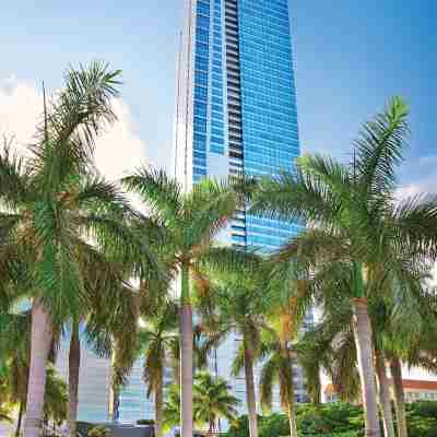 Four Seasons Hotel Miami Hotel Exterior