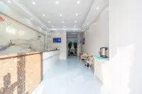 Shangjun Hotel (Hezhou Lingfeng Plaza Branch)