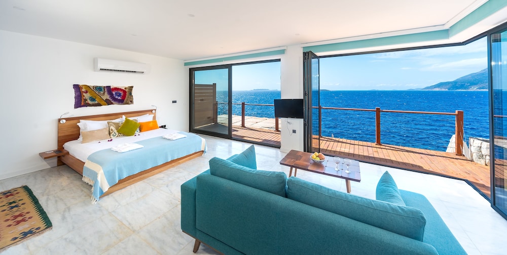 Mandalina Luxury Suites