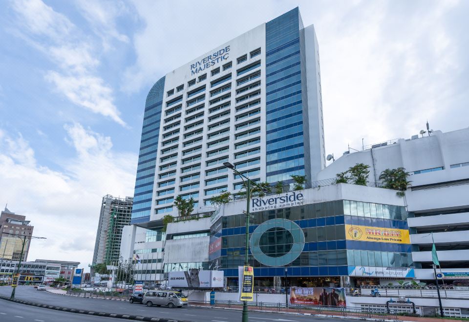 Puteri Wing - Riverside Majestic HotelOver view
