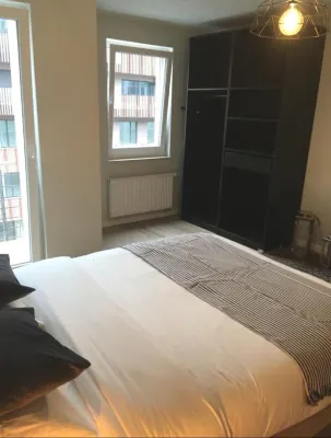 Luxury Large 4 Beds, 3 Balconies, 110 m2 - Parking Hotels in Alzingen