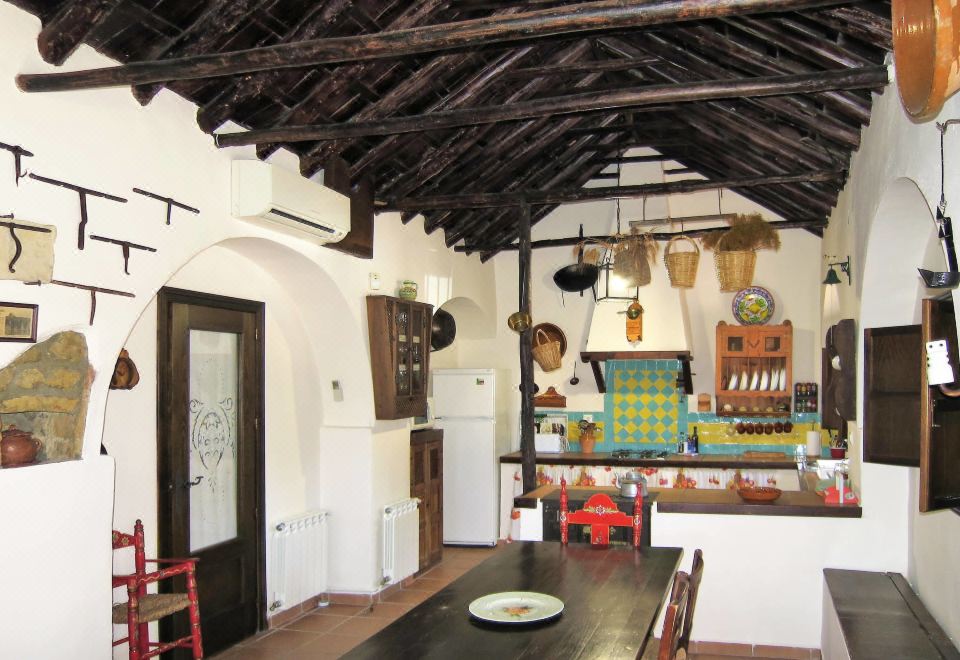 El Recreo (SLH101) - Housity