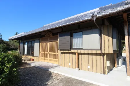 Yadokari OldPrivateHouse Kumano Отели рядом со станцией JR Atawa station