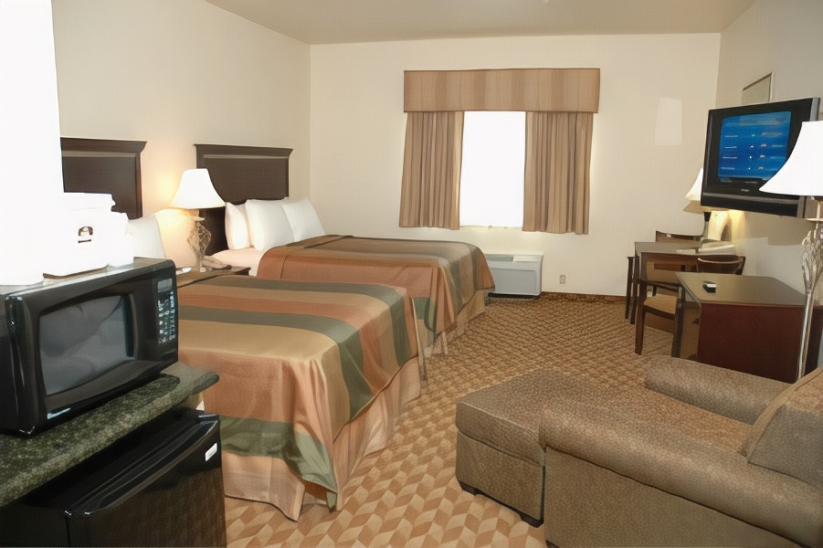 Best Western Plus Battleground Inn & Suites