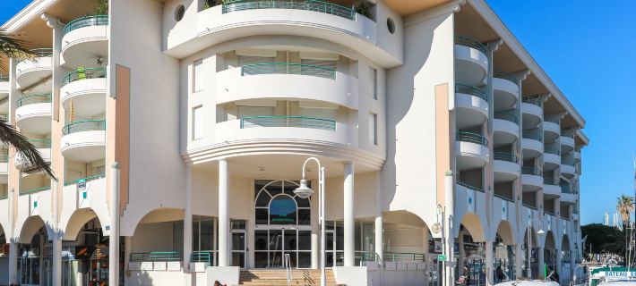 L'Open Hotels in Frejus