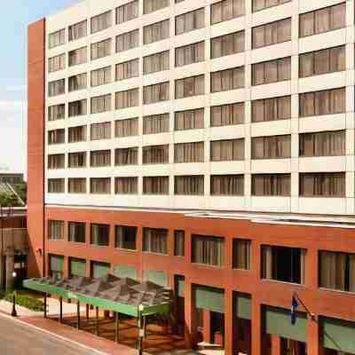 Hilton Fort Wayne at the Grand Wayne Convention Center Hotel Exterior