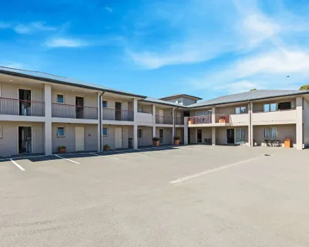 The Suites Ashburton Hotels in Ashburton