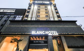 Blanc Business Hotel