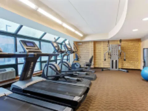 La Quinta by Wyndham Boston Somerville ボストンのホテル