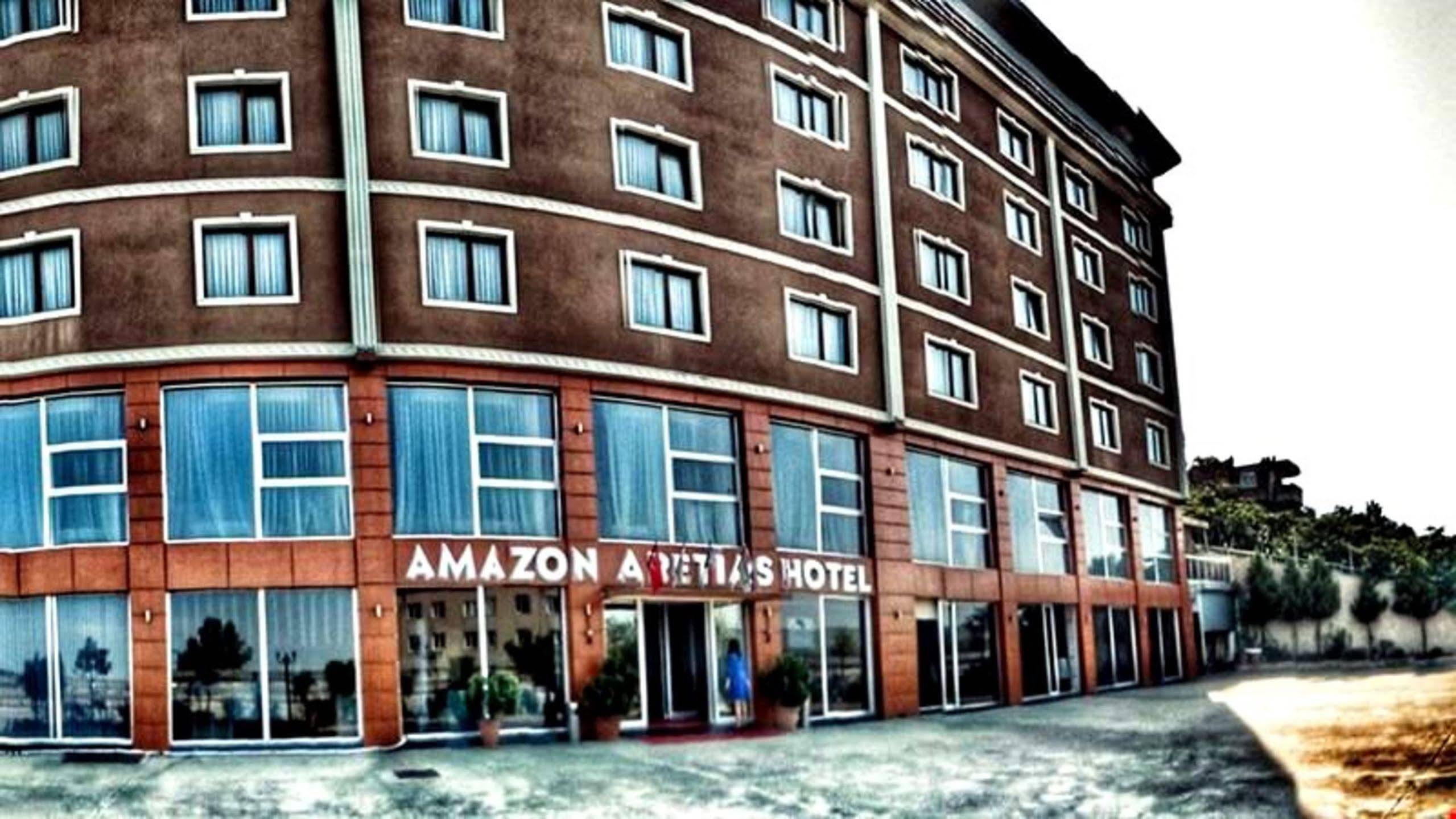 Amazon Aretias Hotel