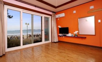 Golden Beach Pension Taean