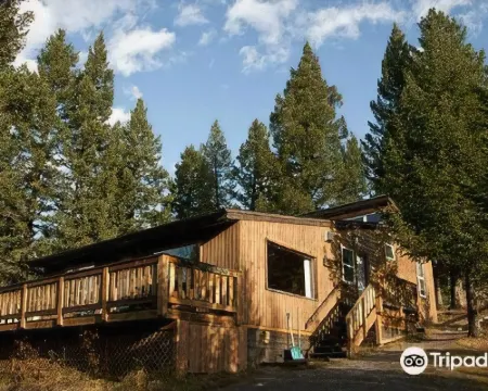 カンモア アルパイン ホステル - アルパイン クラブ オブ カナダ キャンモアのホテル