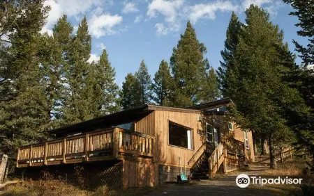 Canmore Alpine Hostel - Alpine Club of Canada