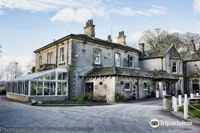 Steeton Hall Hotel & Restaurant فنادق في كايلي
