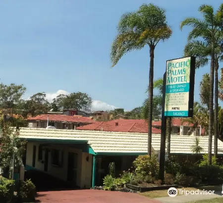 Coffs Harbour Pacific Palms Motel Отели в г. Кофс-Харбор