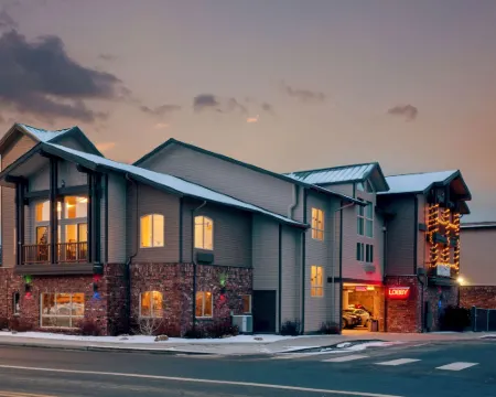 Sandpoint Hotel & Suites Downtown Hotels in Sandpoint