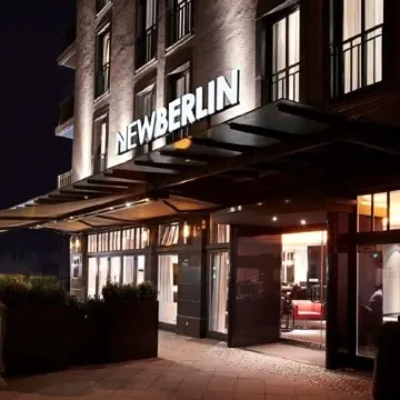 New Berlin Hoteles cerca de Estación de metro Weberwiese