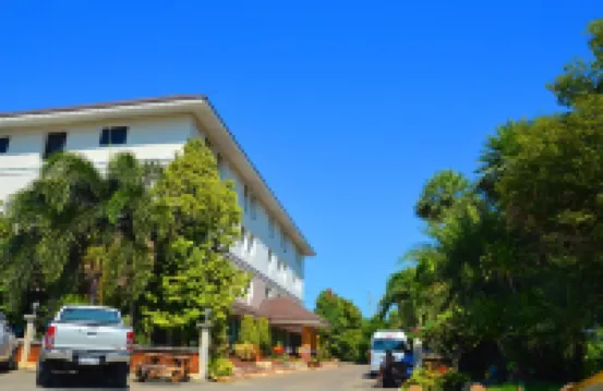 Silver Gold Garden, Suvarnabhumi Airport Hotels near หอพัก Richmond Park