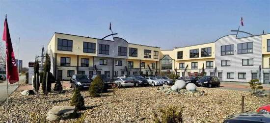 Select Hotel Oberhausen-Oberhausen Updated 2022 Room Price-Reviews & Deals  | Trip.com