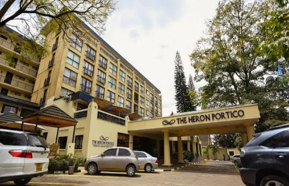 Sarovar Portico印度的蒼鷺