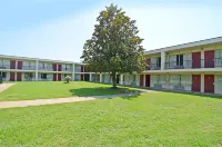 Residence Serra La Nave Hotel in zona Hotel sommerso dalla colata lavica