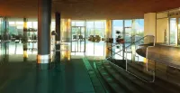 Four Points by Sheraton Panoramahaus Dornbirn - piscina