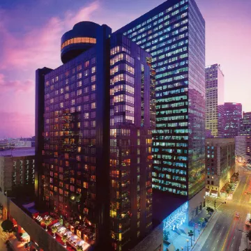 Sheraton Grand Los Angeles Отели рядом с достопримечательностью «Исторический район»