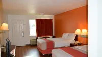 Super 7 Inn by OYO Tupelo Hwy 178 - 2-stjärniga