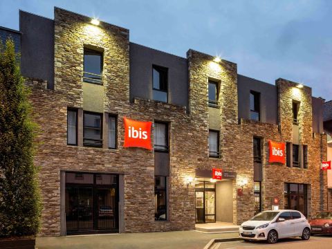 Ibis Lannion