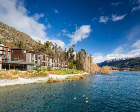 Hilton Queenstown Resort & Spa Hotels in Kawarau Falls