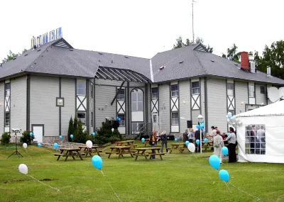Airport Hotel Mara Hotels near Zolitude