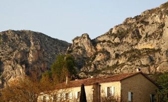 La Bastide de Moustiers - Teritoria