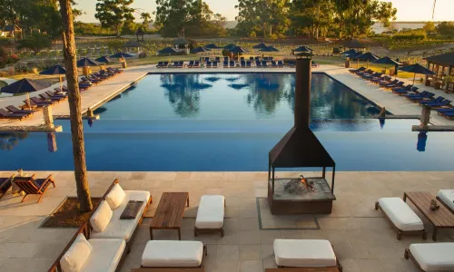 Carmelo Resort & Spa