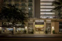 Hilton Garden Inn Waikiki Beach Hotels near Round Top Forest Reserve