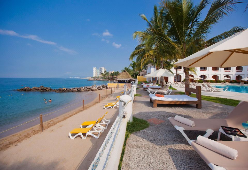 Plaza Pelicanos Club Beach Resort All Inclusive - Valoraciones de hotel de  3 estrellas en Puerto Vallarta