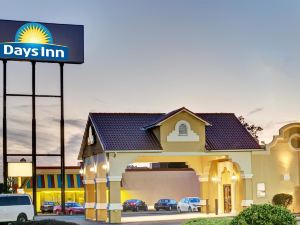 Days Inn by Wyndham Louisville Airport Fair and Expo Center