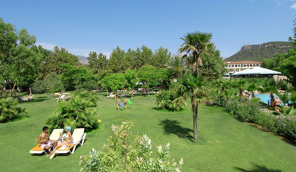 Queen's Park le Jardin - All Inclusive