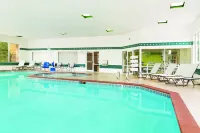 La Quinta Inn & Suites by Wyndham Pocatello - Pools