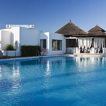 DoubleTree by Hilton Islantilla Beach Golf Resort