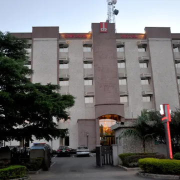 Chelsea Hotel Wuse II