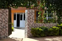 Hotel Top Five Hotels near ssemazzi acarde