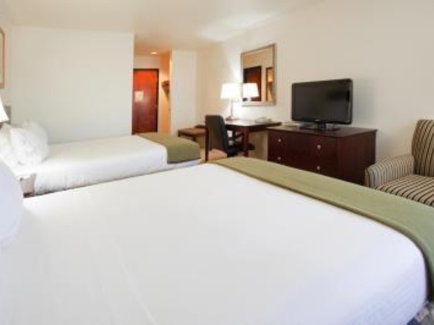 Holiday Inn Express Colorado Springs Airport, an Ihg Hotel