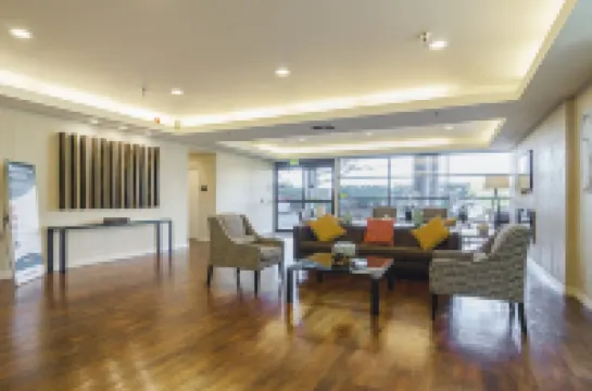 คอมฟอร์ต อินน์แอนด์สวีทส์ สนามบินซีแท็ก