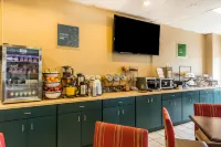 Quality Inn & Suites - servizio colazione